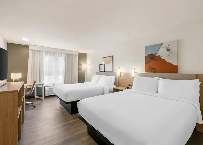 Spark By Hilton Freeport